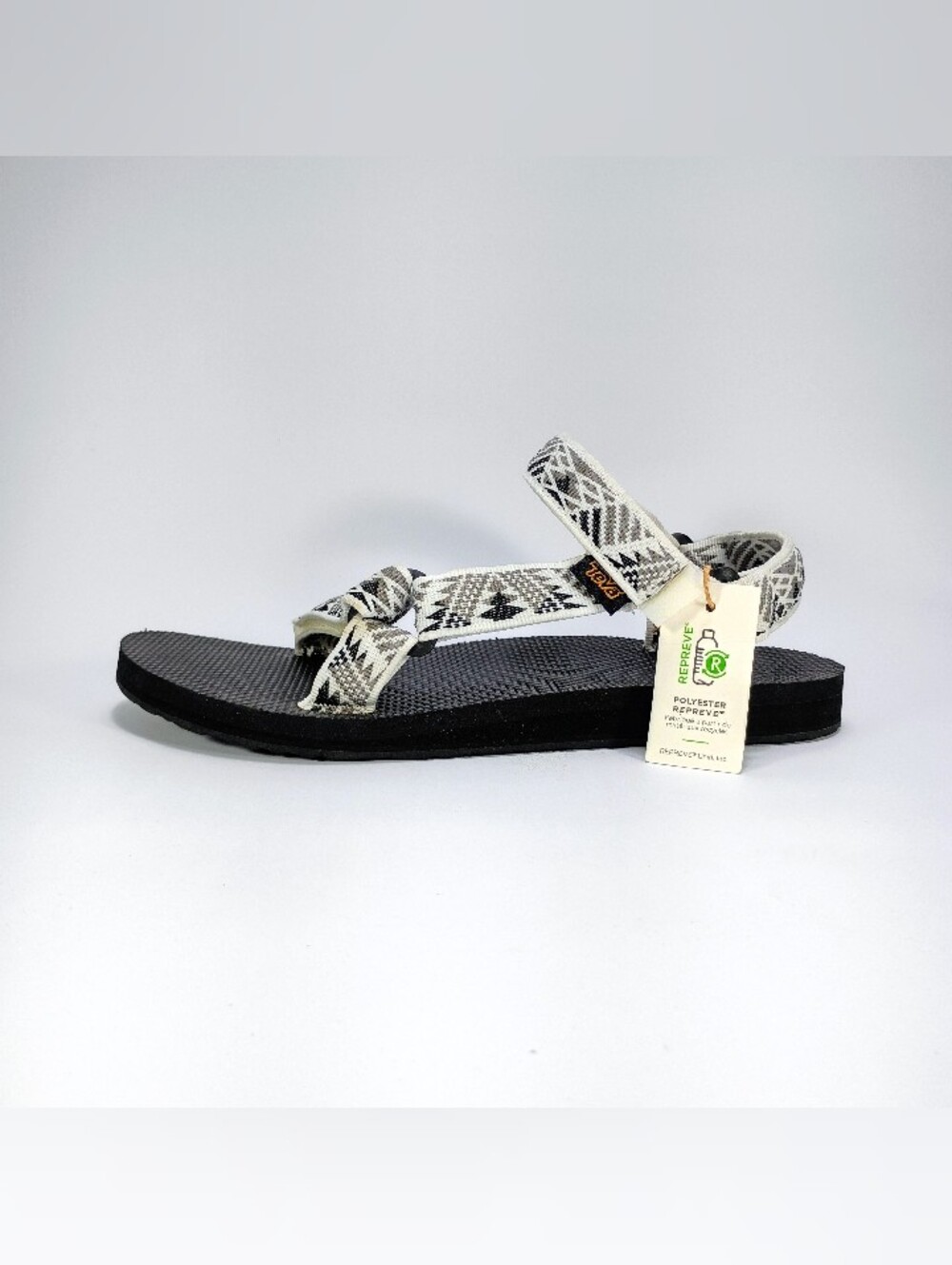 Teva Original Universal Womens 9 Boomerang White Grey Outdoor Sport Sandals